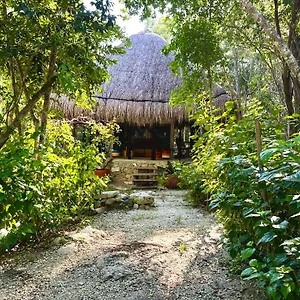 Campingplatz Glamping Bunga Lotus, Tulum